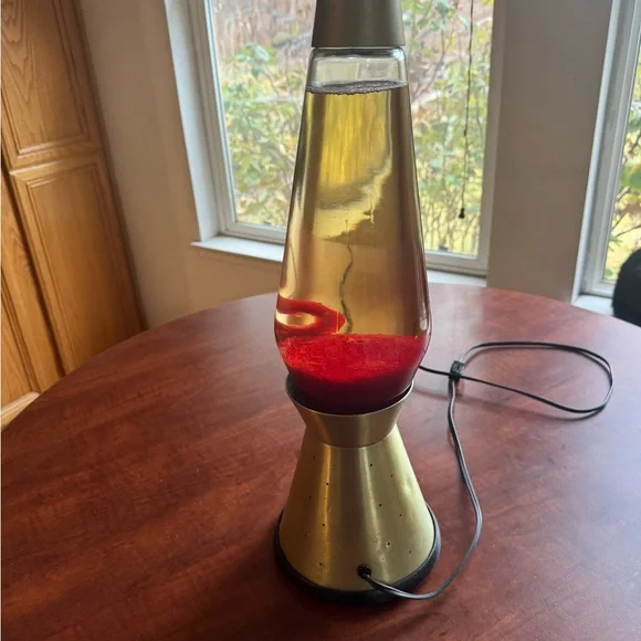 Vintage authentic working 70’s Gold and Red Lava Lamp Decor - Picture 1 of 9